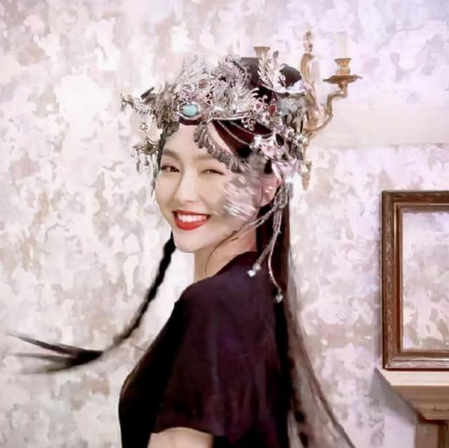 唐嫣|唐嫣松口首次谈到女儿，分享与女儿的日常，赞女儿有主见