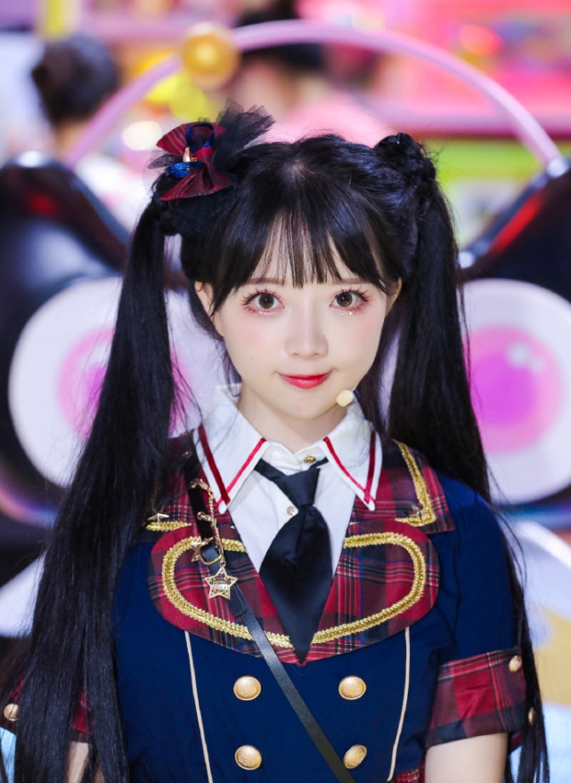 忘记p图了王奕萌新照片翻车看到这张脸哪有第一萝莉的样子