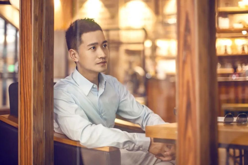 于正|一夜爆火，得罪于正被封杀，如今翻红却被批骚扰女明星太猥琐？