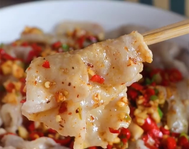 让人食欲倍增的8道特色菜谱 解馋好过瘾 学会做给家人尝一尝 金针菇 青辣椒 虾仁 猪肉