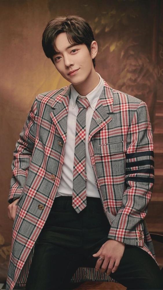 肖战|时间证明了一切，肖战的人品与善良也最终被大众所了解！