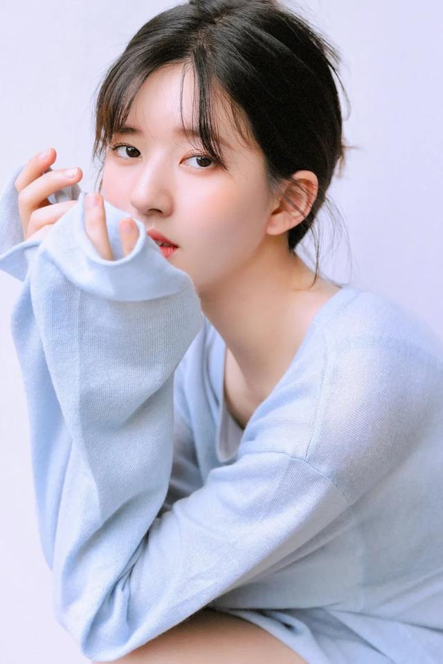 赵露思|他是赵露思爸爸，颜值超高做企业家，把女儿捧成女一号被喜欢