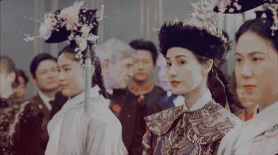 李嘉欣|逼宫宝咏琴，挤走赌王千金何超琼，带刺的李嘉欣，绮丽的豪门梦