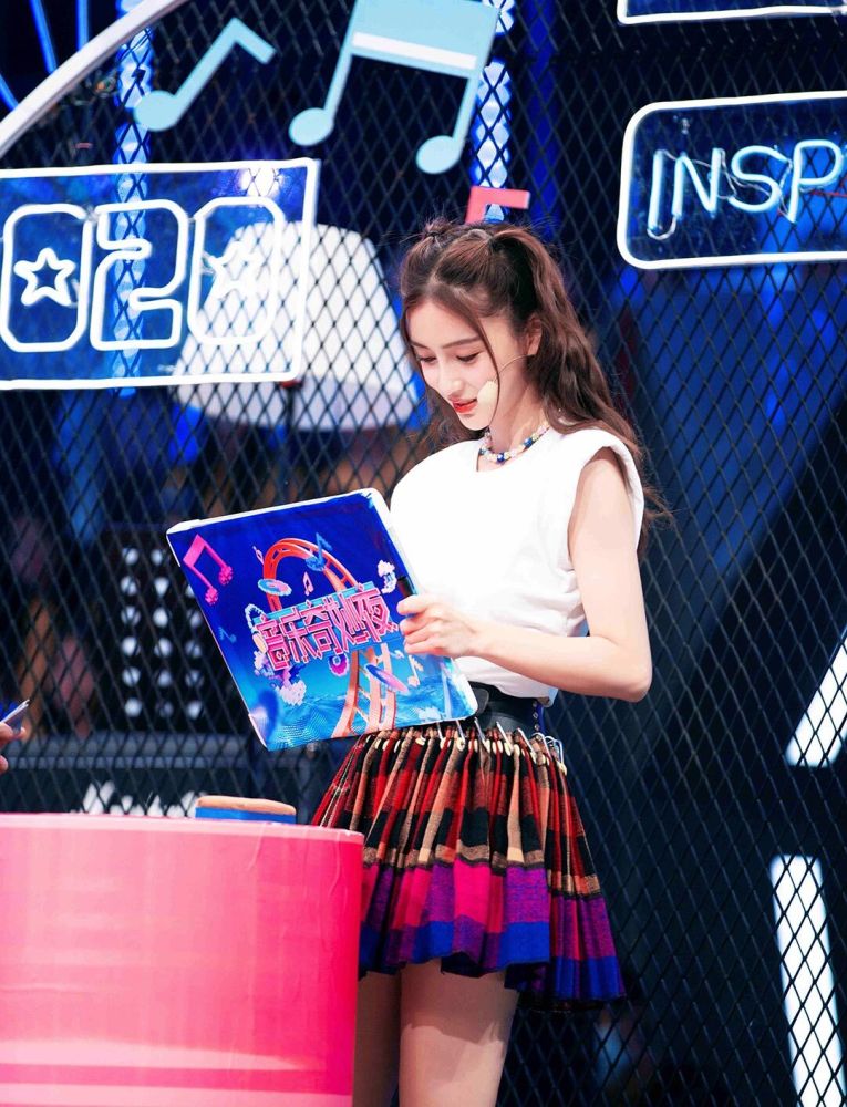 angelababy快乐大本营音乐奇妙夜西域公主惊艳全场