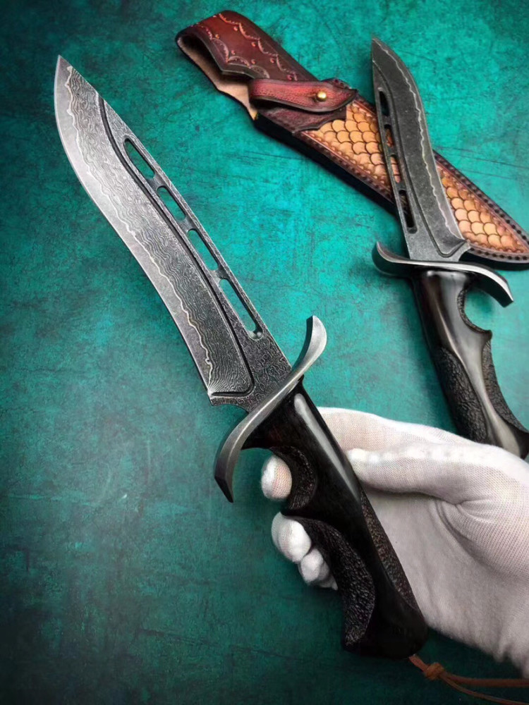 大马猎刀暗黑收割者表面沧桑复古效果