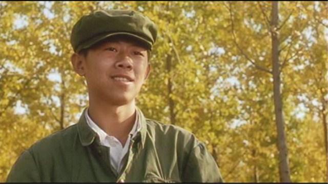 袁泉|夺奖秀恩爱两不误，四十三岁的袁泉，凭什么能让影帝死心塌地？