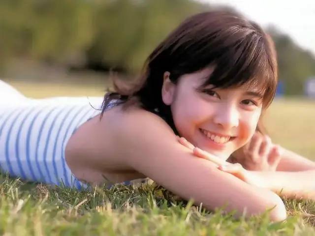 竹内结子|绝美治愈系巨星也选择自杀……今年到底怎么了？