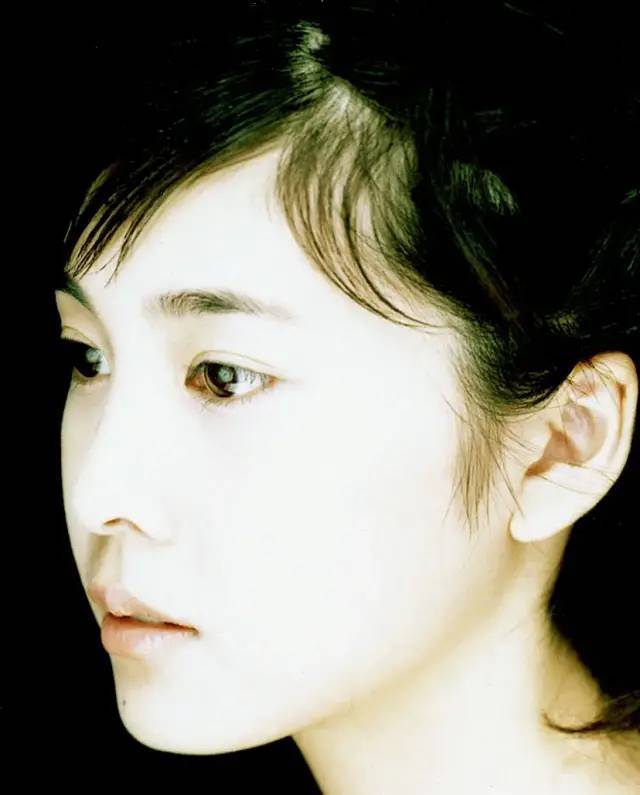 竹内结子|绝美治愈系巨星也选择自杀……今年到底怎么了？