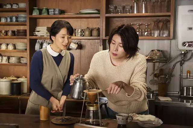 竹内结子|绝美治愈系巨星也选择自杀……今年到底怎么了？