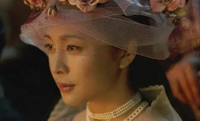 竹内结子|绝美治愈系巨星也选择自杀……今年到底怎么了？