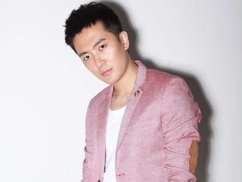 郑爽|郑爽初恋多年未火，凭《沉默的真相》受关注，杨幂为他打call