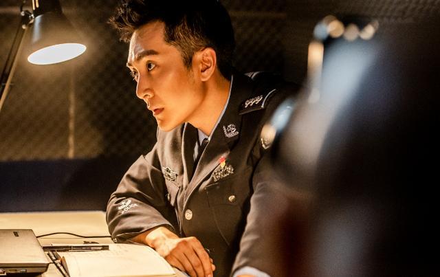 郑爽|郑爽初恋多年未火，凭《沉默的真相》受关注，杨幂为他打call