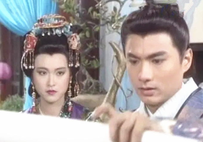 林俊贤|59岁林俊贤跑商演身材消瘦，为复出染黑发，曾自曝患病不能染发