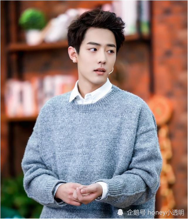 肖战|肖战出道至今越黑越红？正因为了解他的为人，粉丝才会选择去爱！