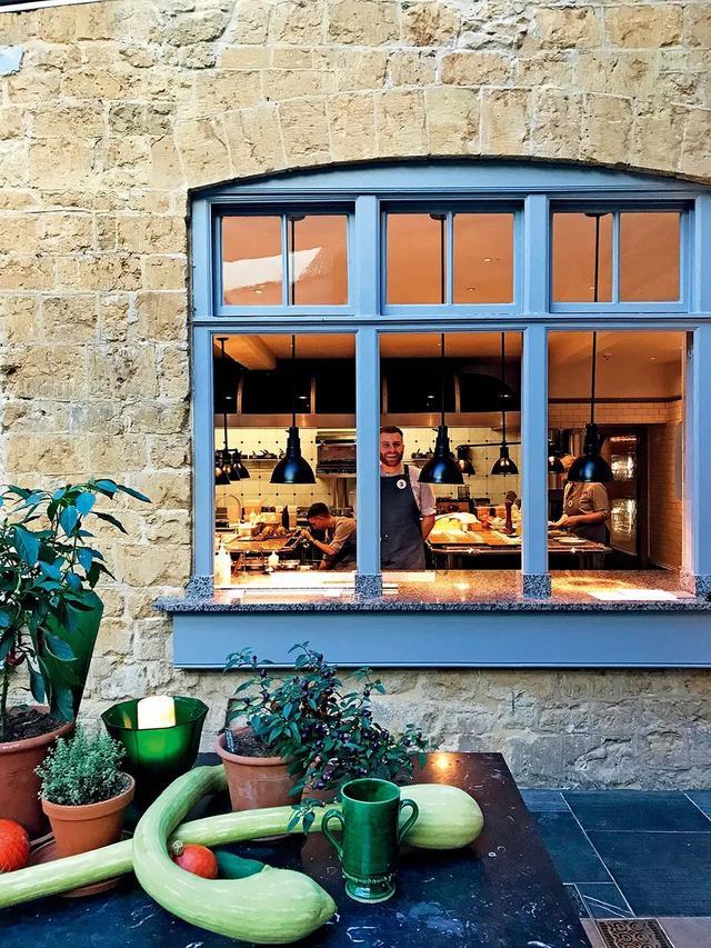 萨默塞特郡|萨默塞特郡，一座名叫“螈”的庄园