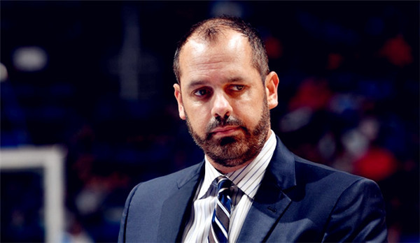 卡鲁索为啥你初次见面就喜欢我詹姆斯终于有人比我秃了