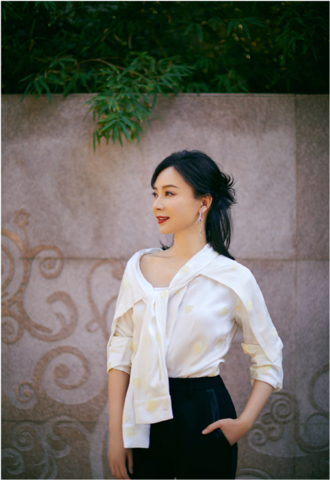 陈数|43岁陈数未修图曝光，女神正在自然老去，与精修图差异过大被质疑整容