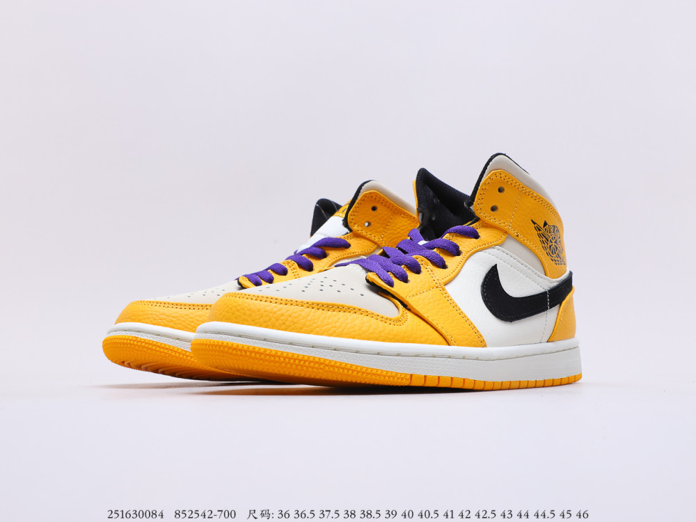 霍华德上脚aj1紫金配色