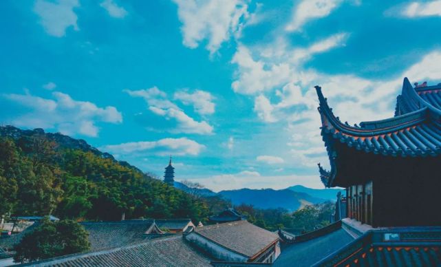 东南佛国宁波天童寺，千年来高僧云集，却被日本禅宗尊为祖庭？_腾讯新闻