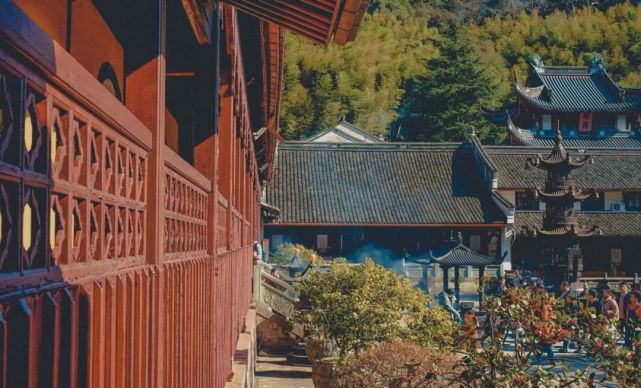 东南佛国宁波天童寺，千年来高僧云集，却被日本禅宗尊为祖庭？_腾讯新闻