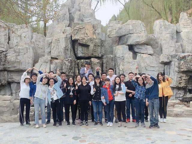 药物|王震：一心追逐药研梦，十年钻研结硕果