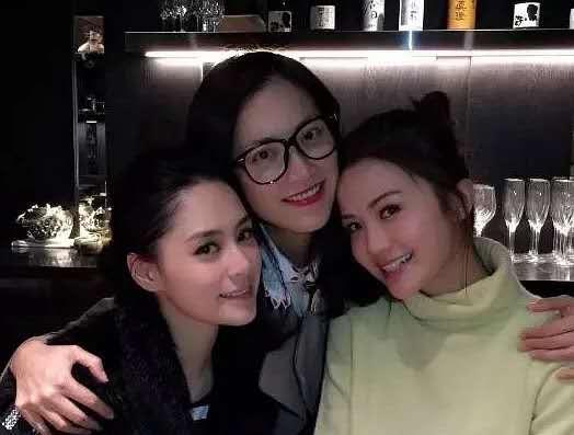 霍汶希|传奇女人霍汶希：见证香港娱乐圈10年兴衰，筑起英皇半壁江山