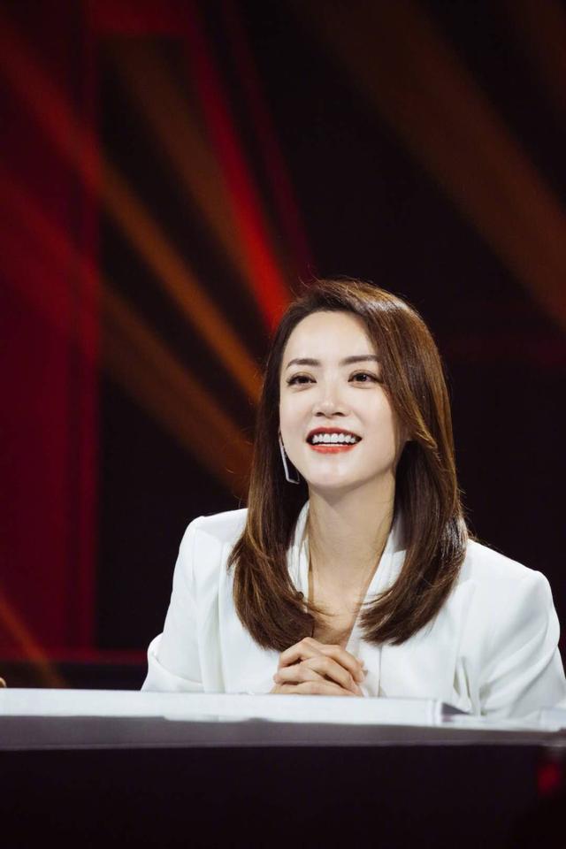 霍汶希|传奇女人霍汶希：见证香港娱乐圈10年兴衰，筑起英皇半壁江山