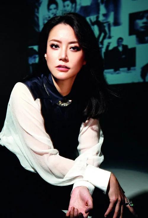 霍汶希|传奇女人霍汶希：见证香港娱乐圈10年兴衰，筑起英皇半壁江山