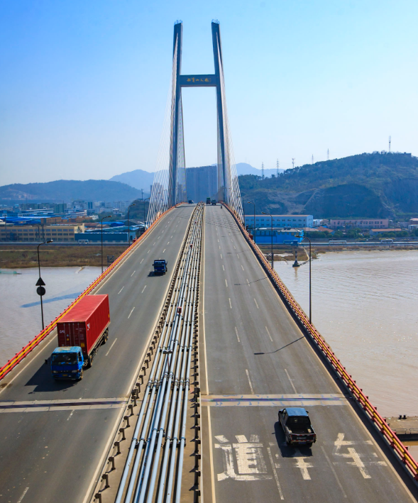 南宁金陵大桥改扩建工程正式招标,预计2022年初建成通车?
