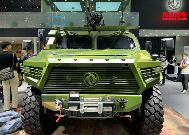 东风猛士|北京车展最受瞩目的车型，第三代东风猛士战车上场，重3.8吨太霸气