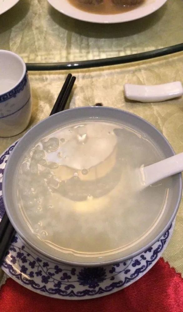 王府井|3000元一桌的“宫廷菜”被喷上热搜，店家说没办法