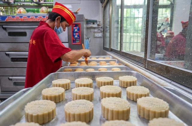 丹东|北京通报两批次不合格月饼：分别产自天津和丹东，其中一家曾被罚