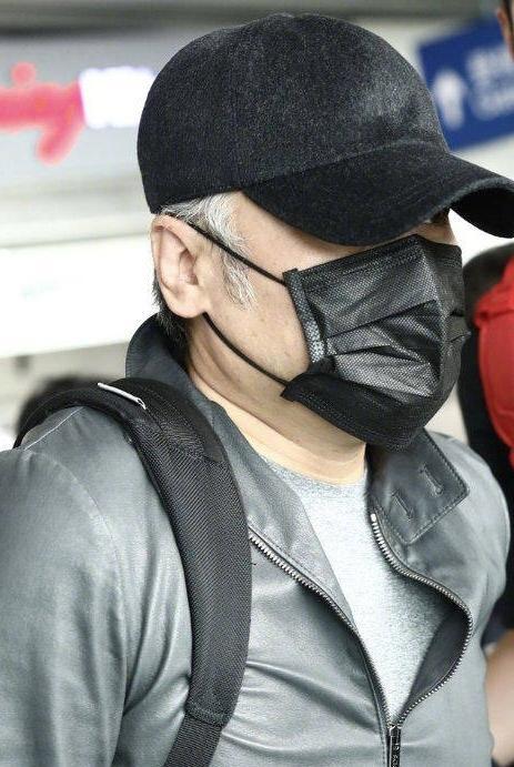 吴秀波|吴秀波豪宅被曝将降价出售，入手5年亏150万？被质疑缺钱用了