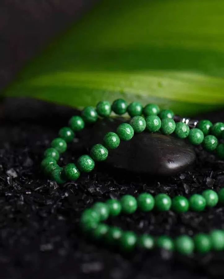 翡翠|满绿不一定就是翡翠！这两种你到底懂不懂？