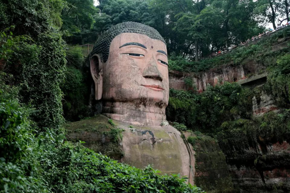 但是你知道,在樂山大佛這裡,其實還有一個樂山睡佛嗎?