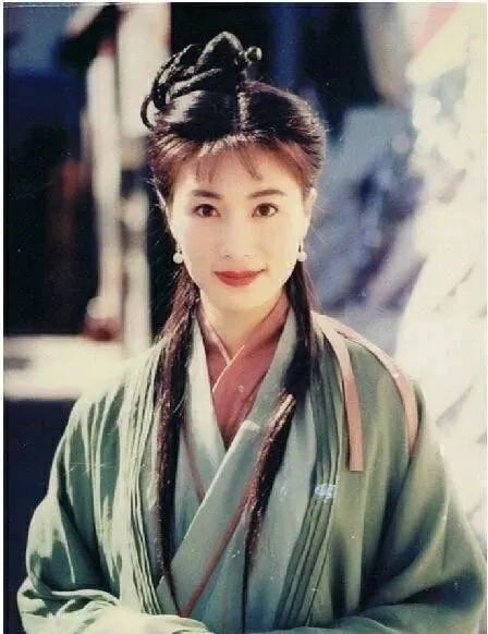 杨过|都是知己，为什么杨过只教陆无双武功，而不教程英？其中大有深意