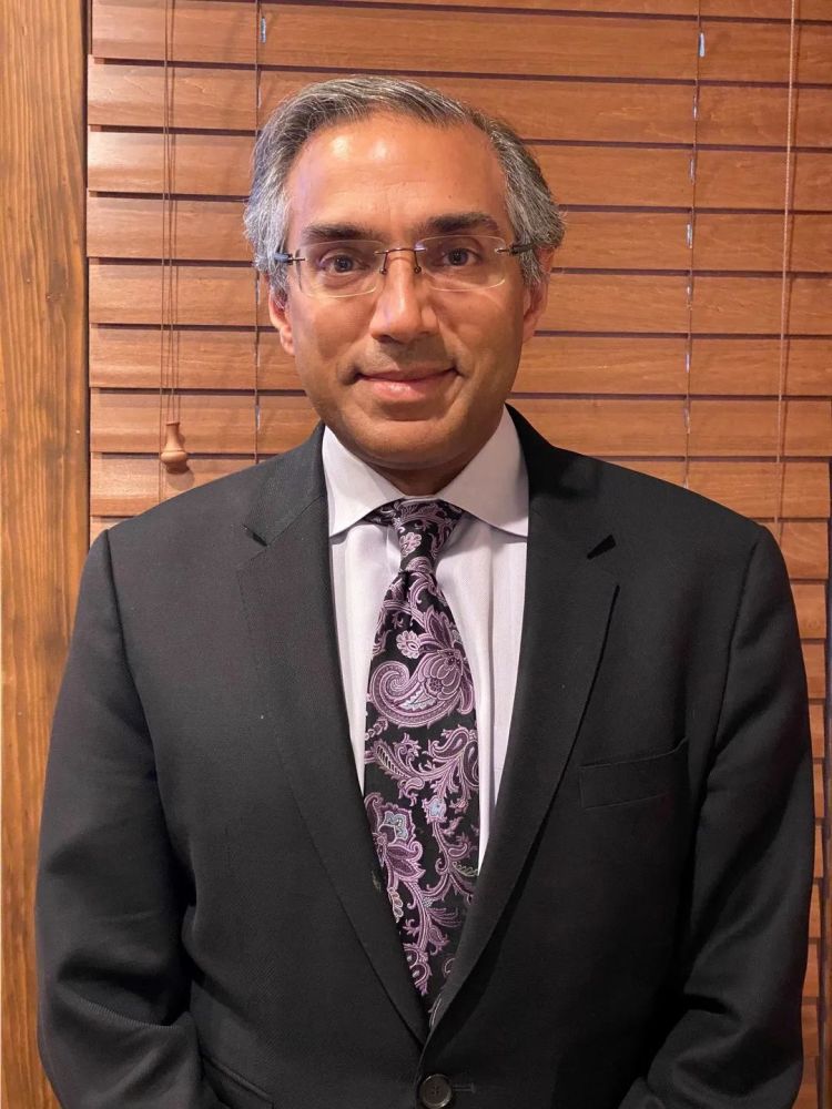 复旦大学附属华山医院精神医学科 主任施慎逊 参考文献: [1]沈渔