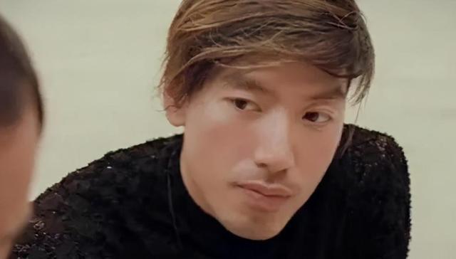 57岁乌鸦哥张耀扬低调做善事改变的背后另有故事