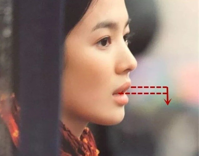 大s|大S和小S五官一样，为何都觉得大S更漂亮？五官布局很重要！