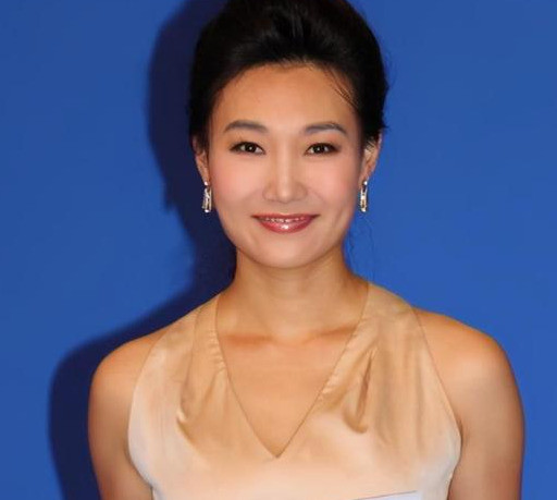李梓萌|央视主持人李梓萌，康辉曾为她公开征婚，与尼格买提被误认成夫妻
