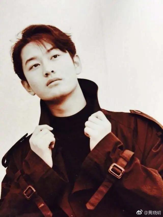 黄晓明|黄晓明再夺影帝，刷屏热搜！网友：其实，我们都误会他了……