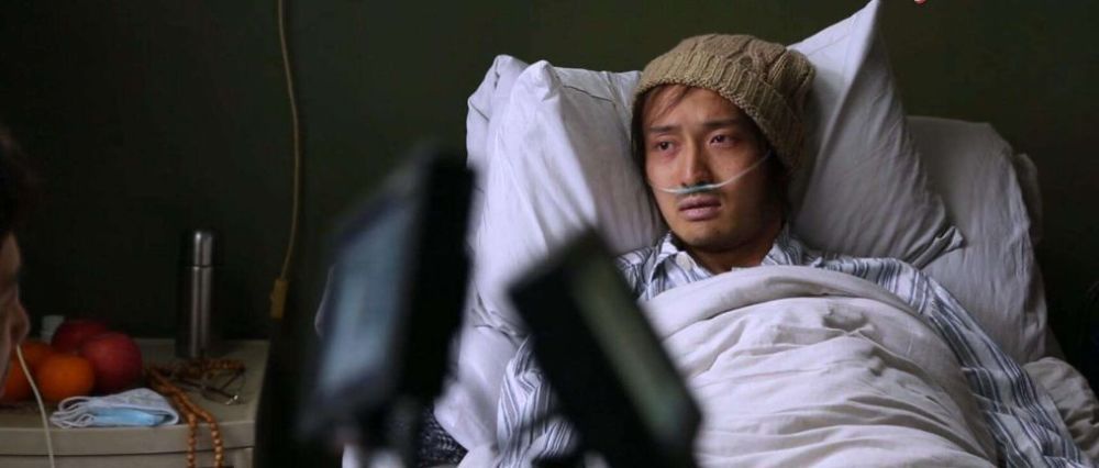 王传君|因《爱情公寓》而红却鄙视它，王传君被指忘恩负义，一度穷酸落魄