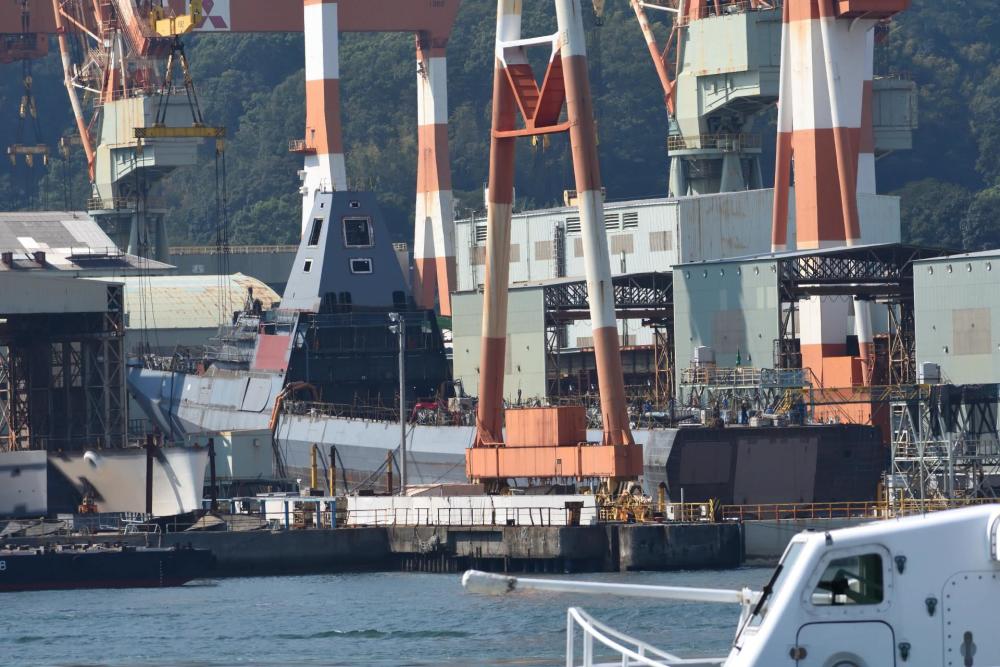 日本最新科幻战舰将下水2艘同时建造综合桅杆外形酷似055