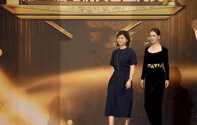 马伊琍|飞天奖红毯：孙俪发福，海清、马伊琍穿黑色拼气场，童瑶输给陈数