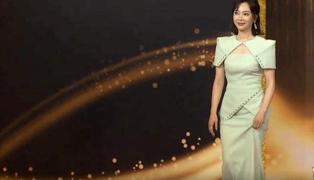 马伊琍|飞天奖红毯：孙俪发福，海清、马伊琍穿黑色拼气场，童瑶输给陈数