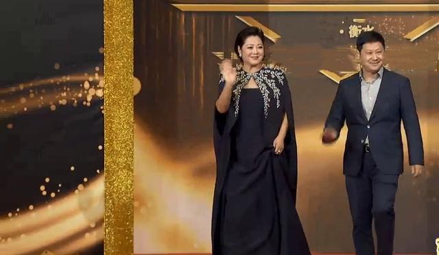 马伊琍|飞天奖红毯：孙俪发福，海清、马伊琍穿黑色拼气场，童瑶输给陈数