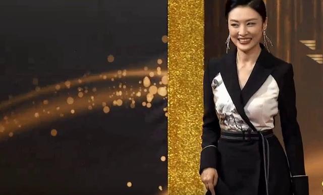 马伊琍|飞天奖红毯：孙俪发福，海清、马伊琍穿黑色拼气场，童瑶输给陈数