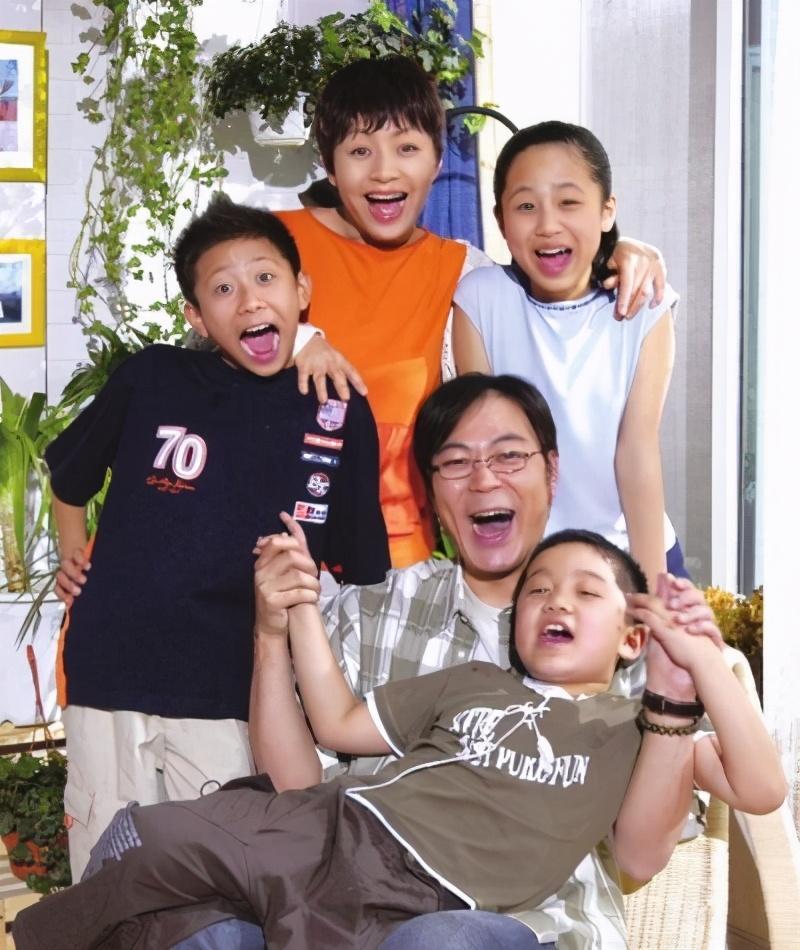 新娘|90后新郎长得像张一山走红，一转头看新娘更惊喜，这是什么缘分？