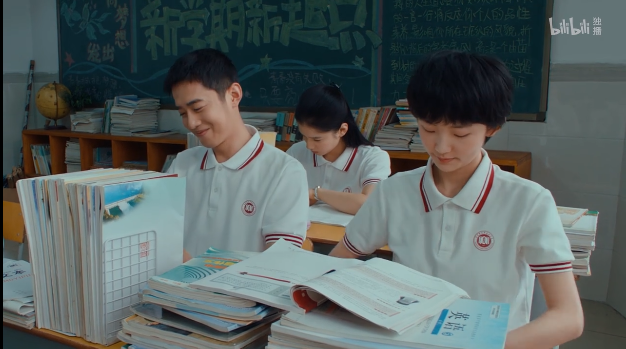 风犬少年的天空|低开高走，后劲不小的《风犬少年的天空》