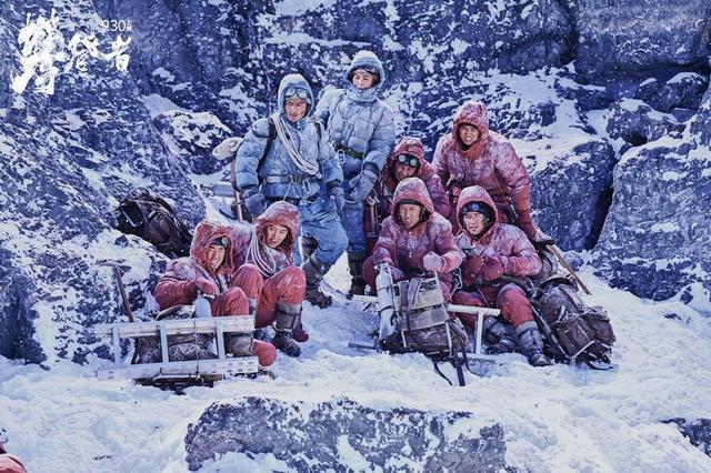 张译|吴京张译新片造型曝光，满脸伤痕让人心疼，网友：太拼了